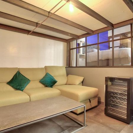 2 Bedrooms Le Marais Nazareth Париж Экстерьер фото
